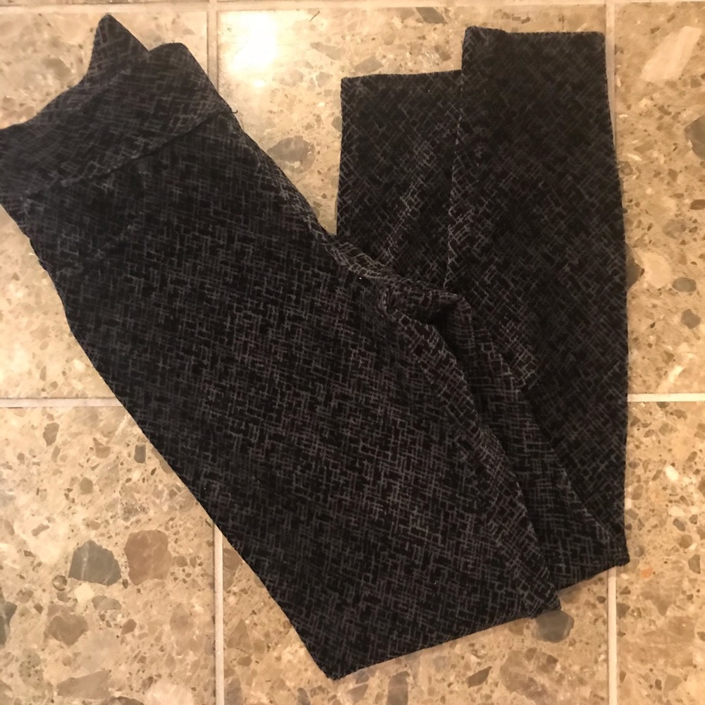 🌼3/$15🌼 Khakis & Company Black/gray cozy leggings Small